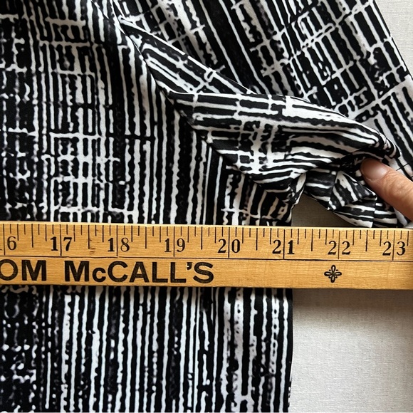 Jamie Sadock Black and White Graphic Polo Golf Shirt Sz M - Picture 8 of 8